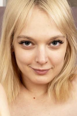 Miss Kapriz from SUCKMEVR